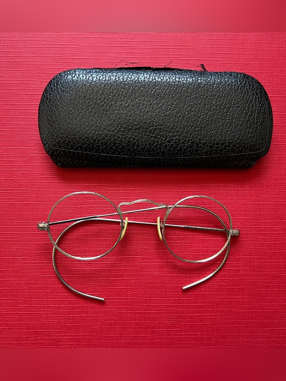 Antique 1920s Silver Round Cable Temple Eyeglasses Frames Etched w/ hard case